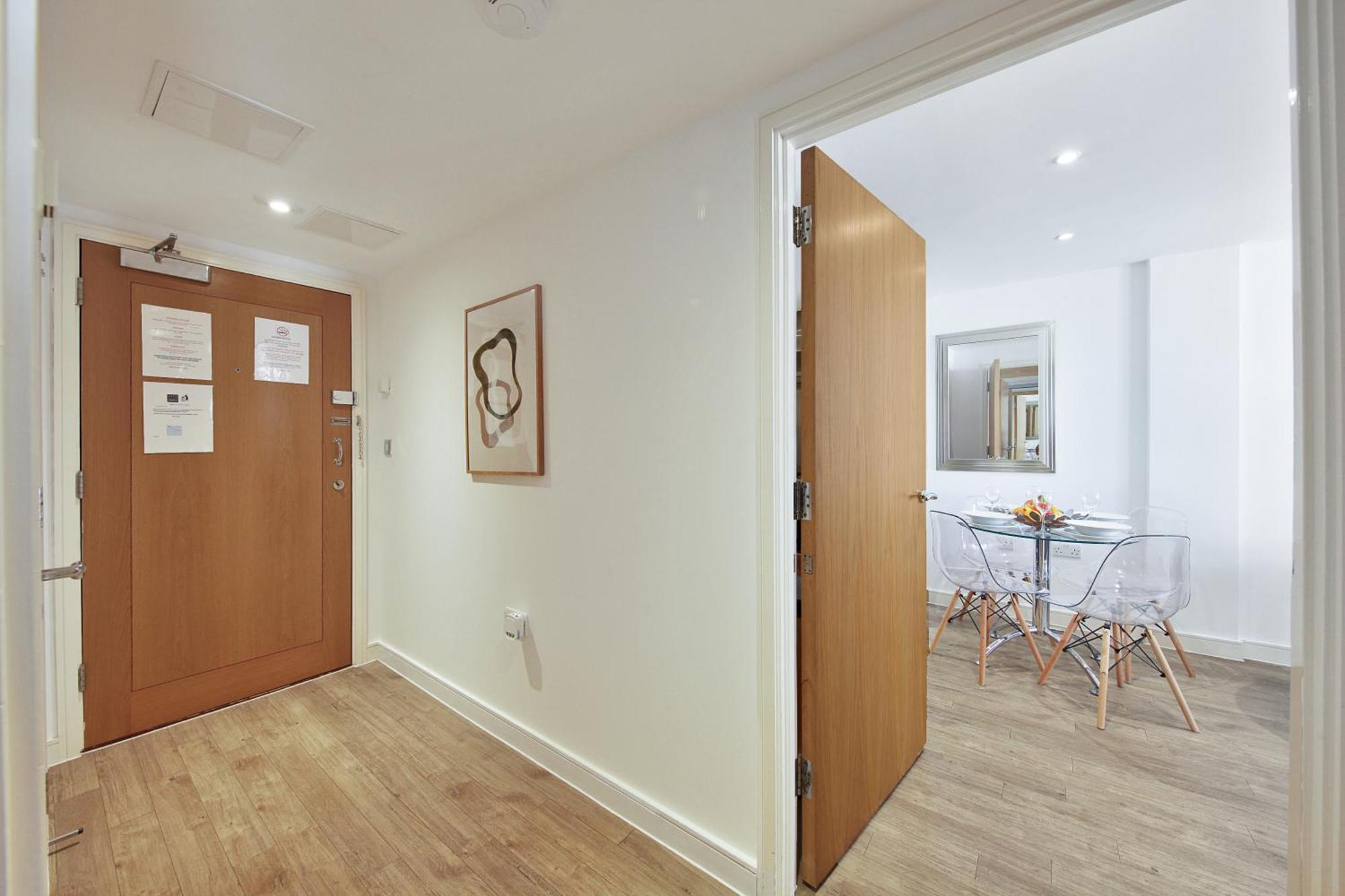 2 Bed Executive Apartment Next To Liverpool Street Free Wifi By City Stay Aparts Londen Buitenkant foto
