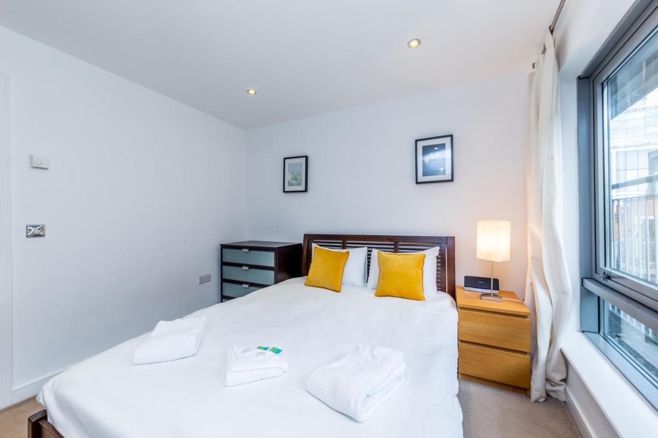 2 Bed Executive Apartment Next To Liverpool Street Free Wifi By City Stay Aparts Londen Buitenkant foto